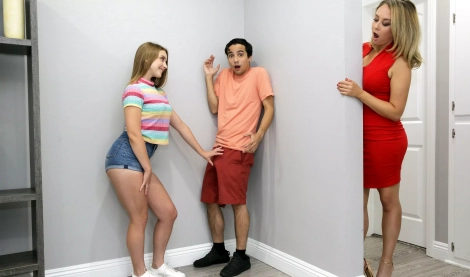 Парень жестко трахает мачеху и сводную сестру – без греха, сплошной экстаз!