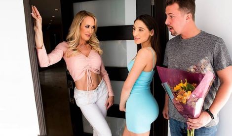 Познакомились с новыми соседями-свингерами и сразу же попали на групповой секс с ними