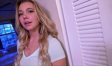 Спрашивается, зачем искать подругу, если красотка сестра всегда хочет трахаться?