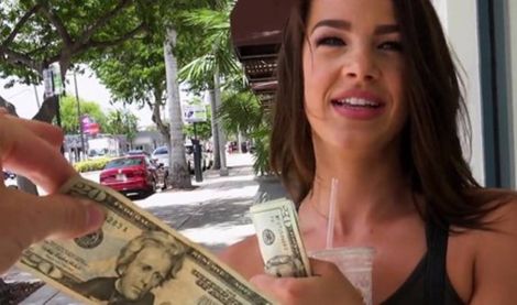 Да за деньги, я сделаю тебе все что хочет, член отсосу и даже трахнеш меня